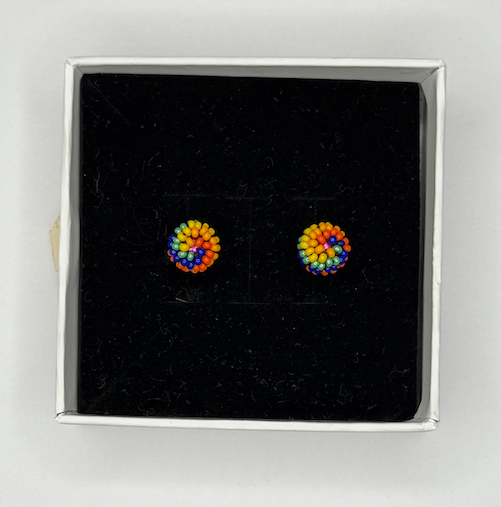 手工彩虹耳钉 - 多色珠子（Chaquiras）