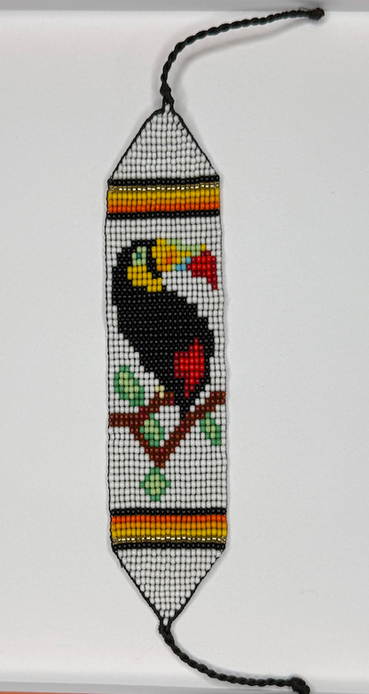 手工制作的巨嘴鸟手链 - 多色珠子（Chaquiras）