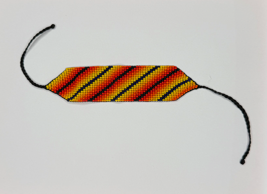 手工宽条纹手链 - 橙色、黄色和红色珠子（Chaquiras）